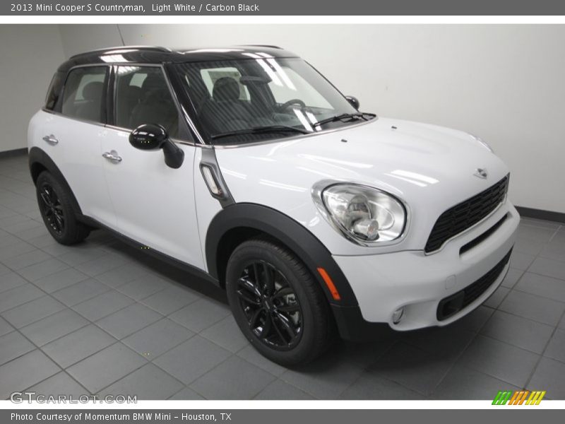Light White / Carbon Black 2013 Mini Cooper S Countryman