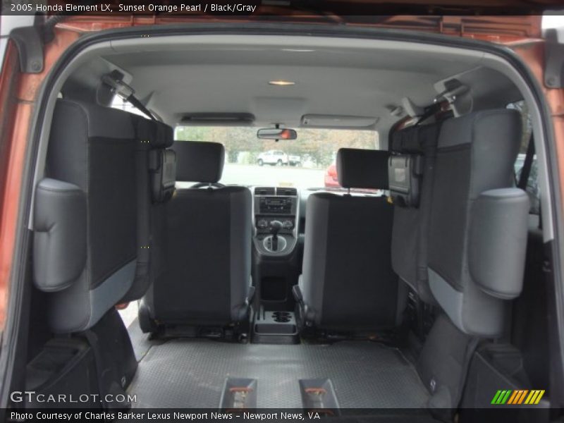  2005 Element LX Trunk