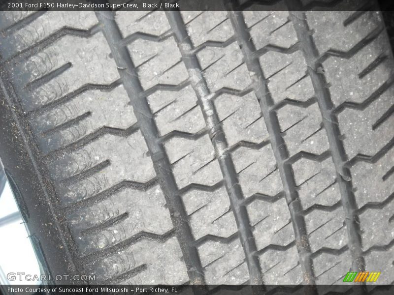 Black / Black 2001 Ford F150 Harley-Davidson SuperCrew