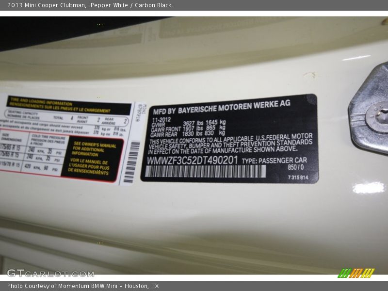 Pepper White / Carbon Black 2013 Mini Cooper Clubman