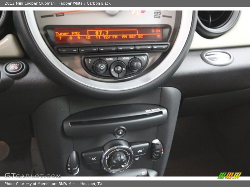 Pepper White / Carbon Black 2013 Mini Cooper Clubman