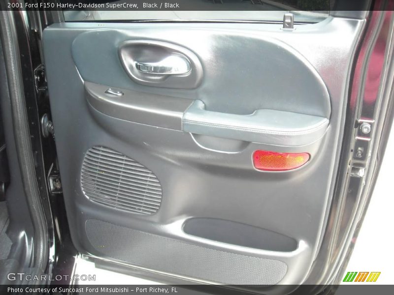 Black / Black 2001 Ford F150 Harley-Davidson SuperCrew