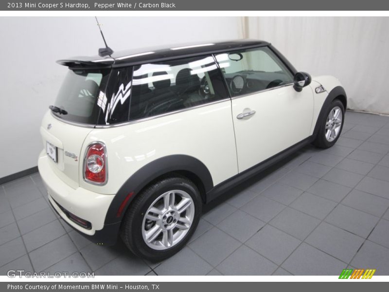 Pepper White / Carbon Black 2013 Mini Cooper S Hardtop