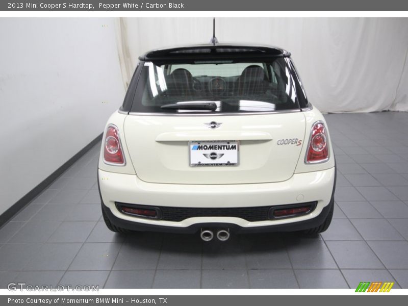 Pepper White / Carbon Black 2013 Mini Cooper S Hardtop