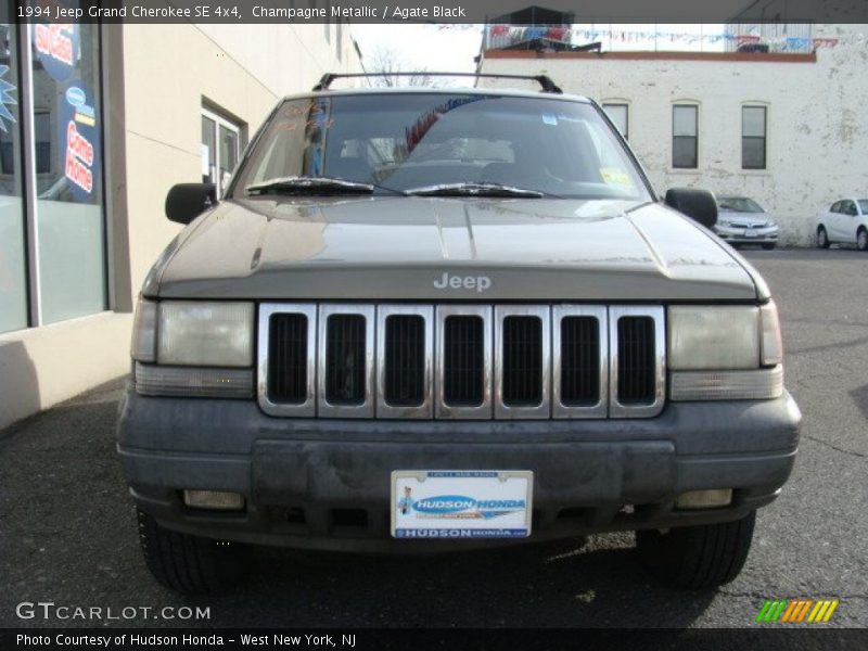 Champagne Metallic / Agate Black 1994 Jeep Grand Cherokee SE 4x4