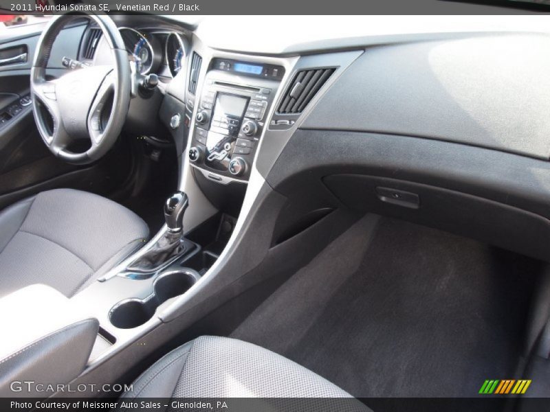 Venetian Red / Black 2011 Hyundai Sonata SE
