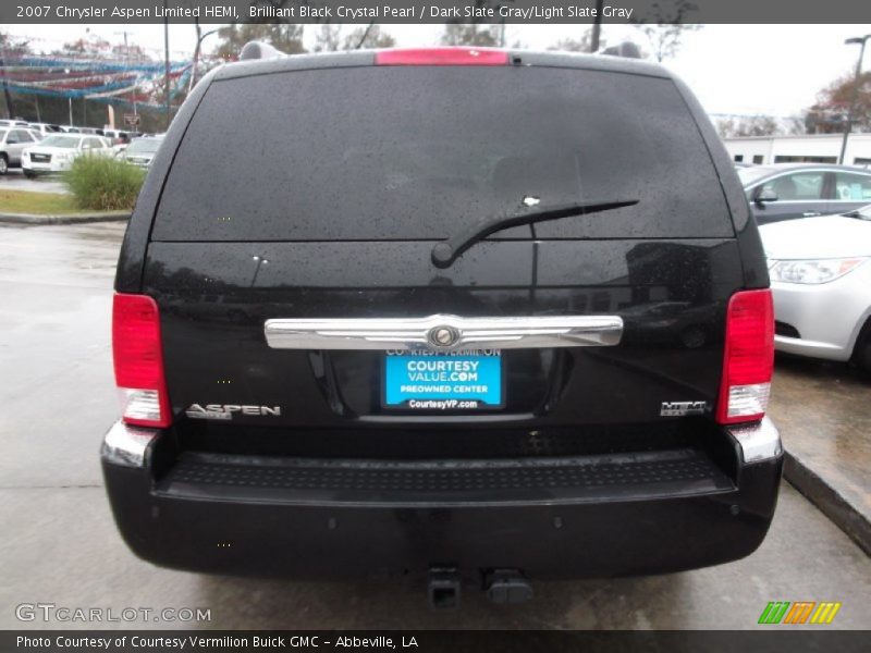 Brilliant Black Crystal Pearl / Dark Slate Gray/Light Slate Gray 2007 Chrysler Aspen Limited HEMI