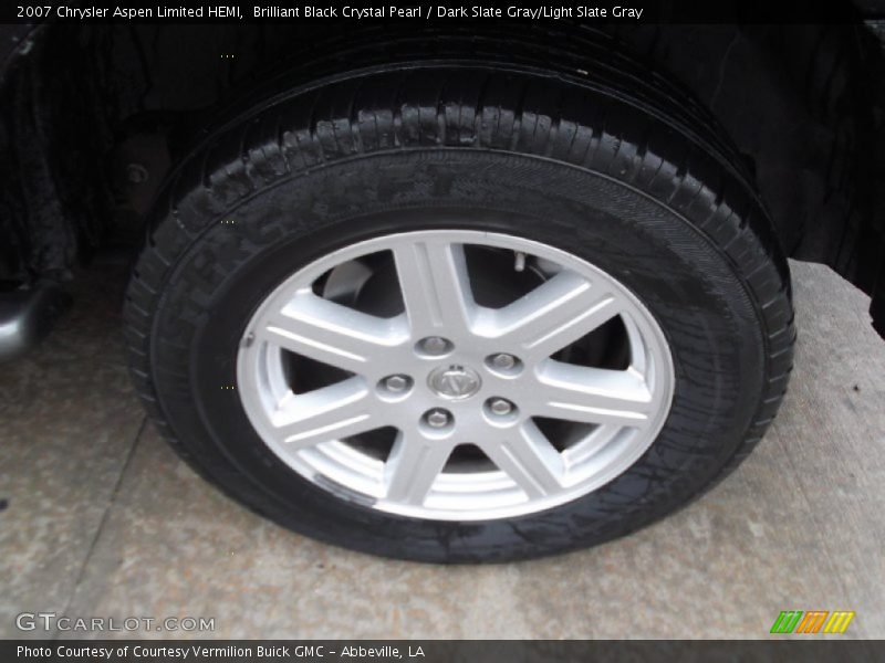 Brilliant Black Crystal Pearl / Dark Slate Gray/Light Slate Gray 2007 Chrysler Aspen Limited HEMI