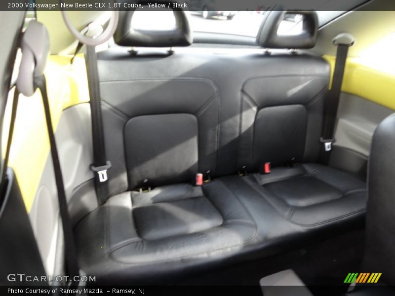 Yellow / Black 2000 Volkswagen New Beetle GLX 1.8T Coupe