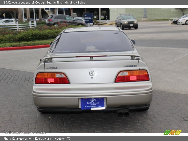 Seattle Silver Metallic / Beige 1992 Acura Legend LS Coupe