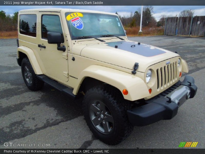 Front 3/4 View of 2011 Wrangler Mojave 4x4