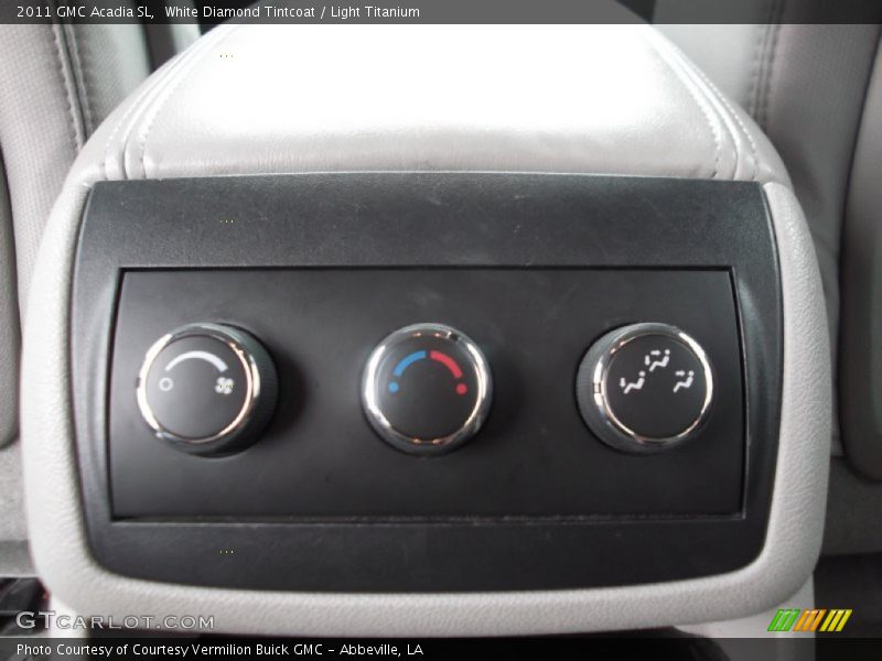 White Diamond Tintcoat / Light Titanium 2011 GMC Acadia SL