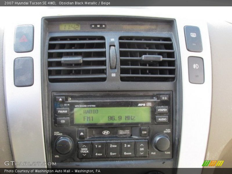 Obsidian Black Metallic / Beige 2007 Hyundai Tucson SE 4WD
