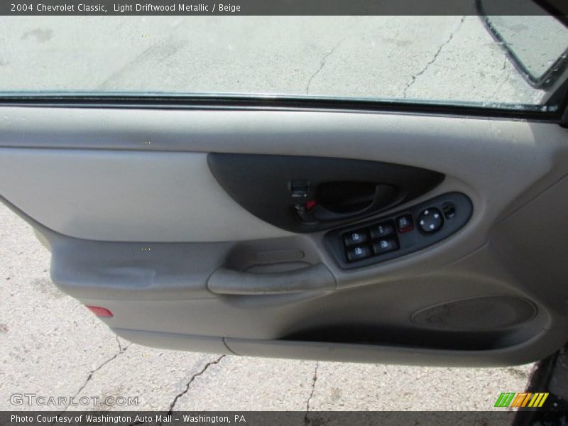 Light Driftwood Metallic / Beige 2004 Chevrolet Classic