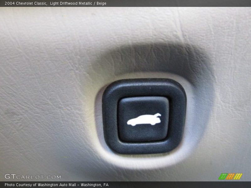 Light Driftwood Metallic / Beige 2004 Chevrolet Classic