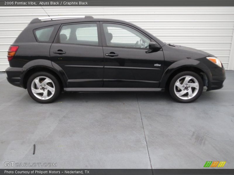 Abyss Black / Graphite Black 2006 Pontiac Vibe