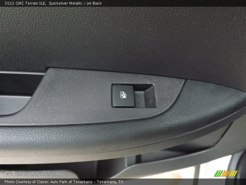 Quicksilver Metallic / Jet Black 2013 GMC Terrain SLE