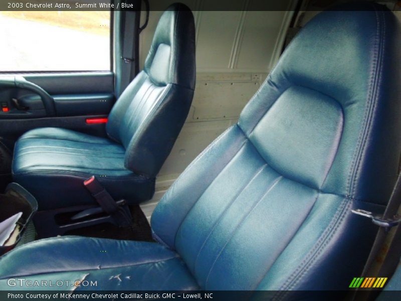 Front Seat of 2003 Astro 