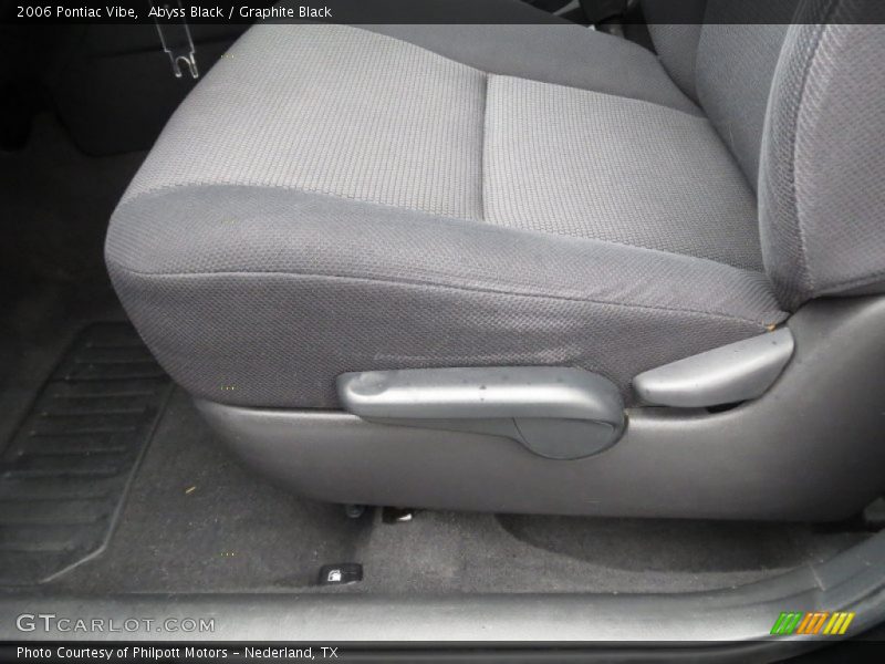 Abyss Black / Graphite Black 2006 Pontiac Vibe