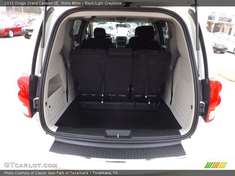 Stone White / Black/Light Graystone 2013 Dodge Grand Caravan SE