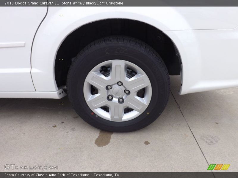 Stone White / Black/Light Graystone 2013 Dodge Grand Caravan SE