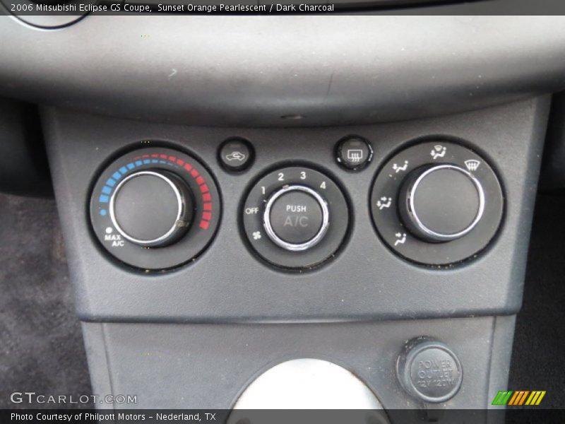 Controls of 2006 Eclipse GS Coupe
