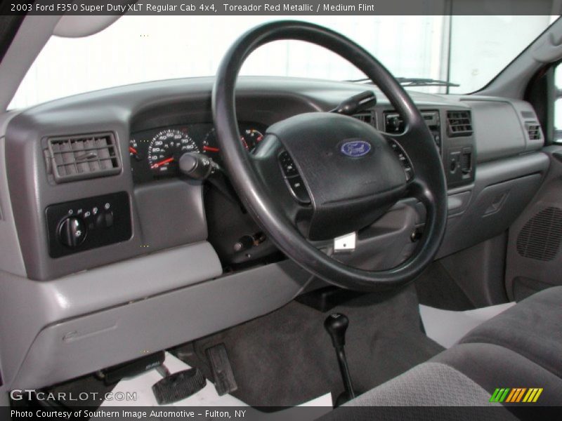 Dashboard of 2003 F350 Super Duty XLT Regular Cab 4x4