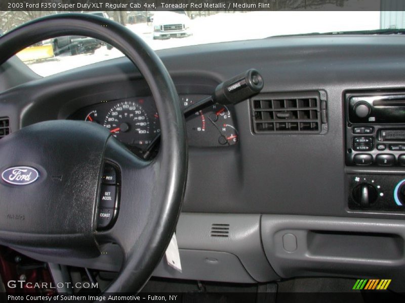 Toreador Red Metallic / Medium Flint 2003 Ford F350 Super Duty XLT Regular Cab 4x4