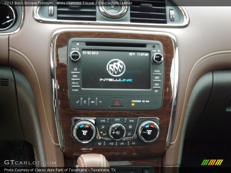 Controls of 2013 Enclave Premium