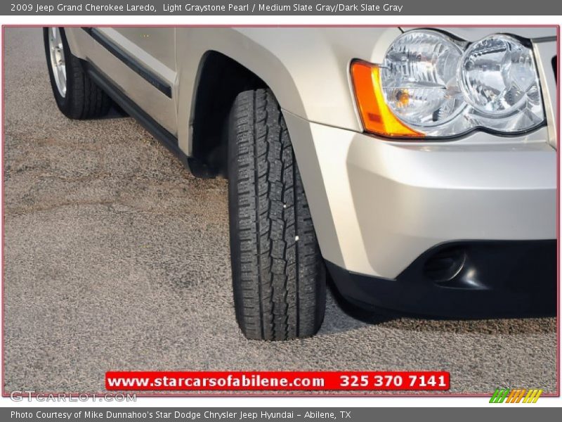 Light Graystone Pearl / Medium Slate Gray/Dark Slate Gray 2009 Jeep Grand Cherokee Laredo