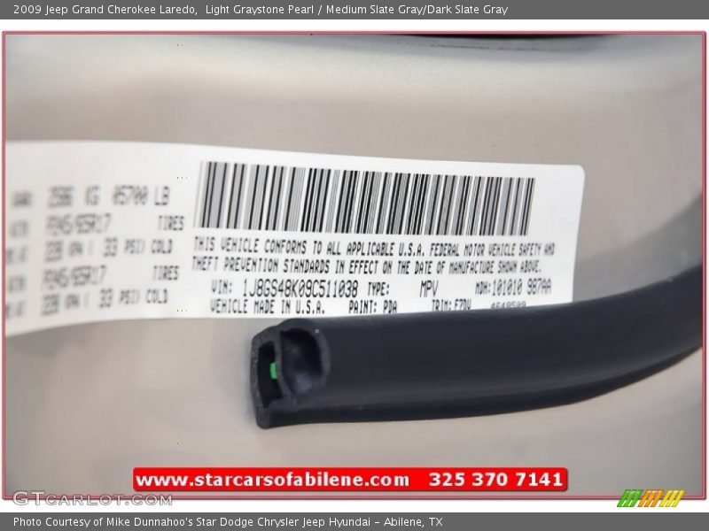 Light Graystone Pearl / Medium Slate Gray/Dark Slate Gray 2009 Jeep Grand Cherokee Laredo