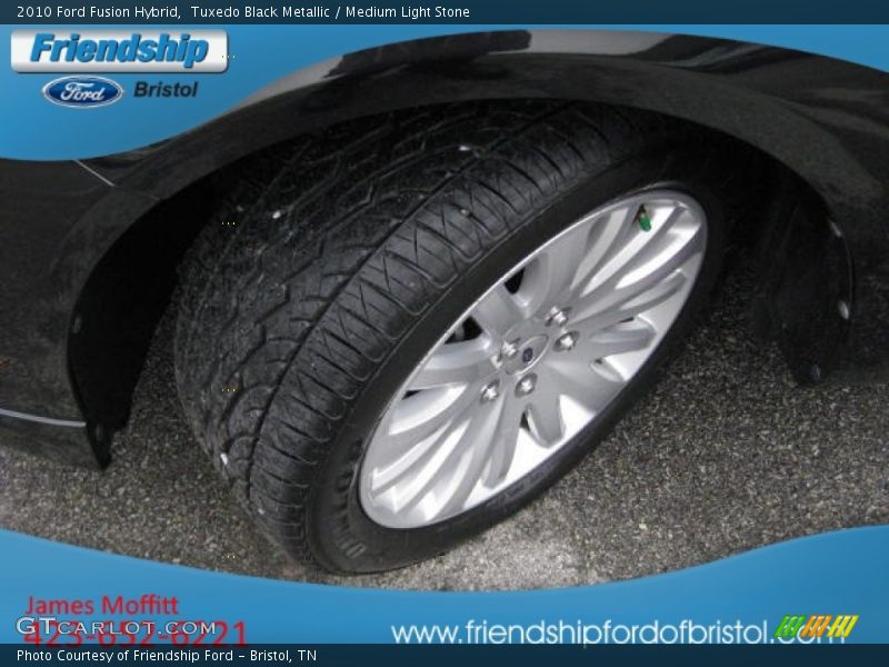 Tuxedo Black Metallic / Medium Light Stone 2010 Ford Fusion Hybrid