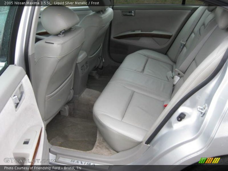 Liquid Silver Metallic / Frost 2005 Nissan Maxima 3.5 SL