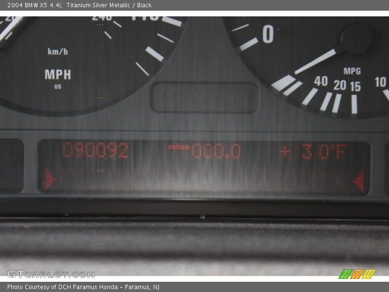 Titanium Silver Metallic / Black 2004 BMW X5 4.4i