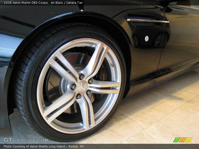 Jet Black / Sahara Tan 2008 Aston Martin DB9 Coupe
