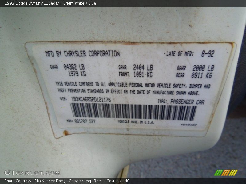 Bright White / Blue 1993 Dodge Dynasty LE Sedan