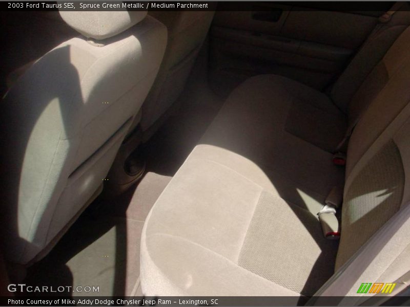 Spruce Green Metallic / Medium Parchment 2003 Ford Taurus SES
