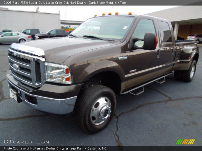 Front 3/4 View of 2005 F350 Super Duty Lariat Crew Cab 4x4 Dually