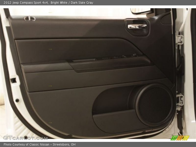 Bright White / Dark Slate Gray 2012 Jeep Compass Sport 4x4