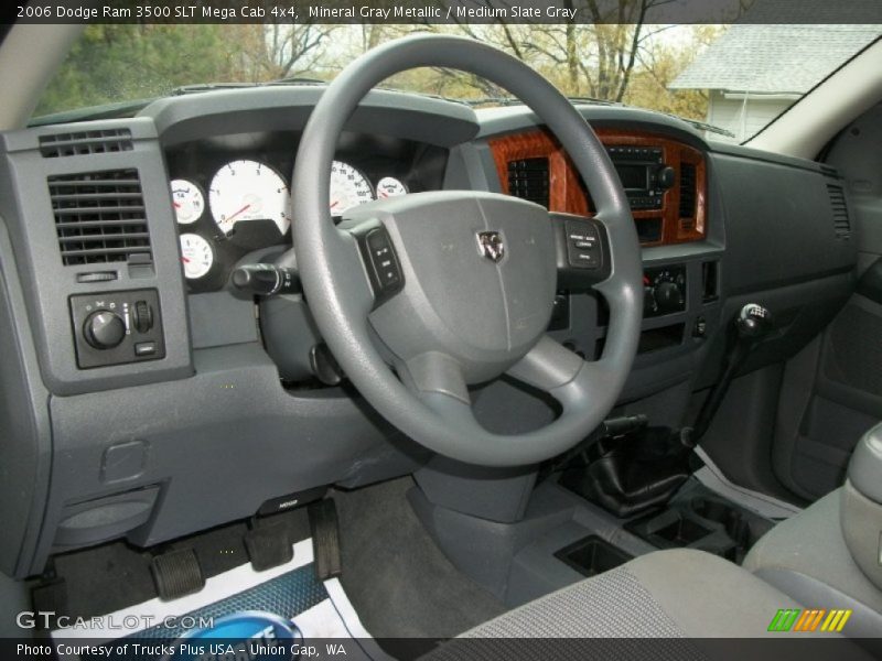 Dashboard of 2006 Ram 3500 SLT Mega Cab 4x4