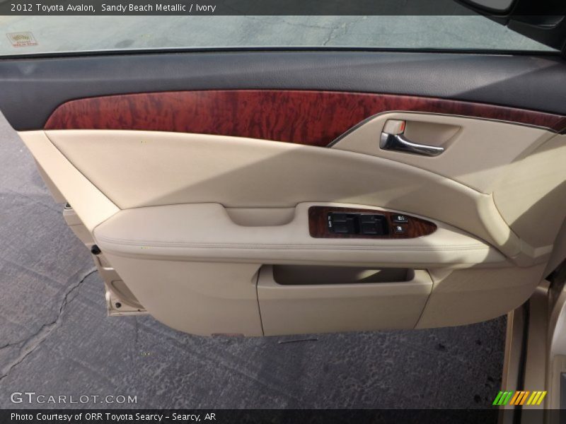 Sandy Beach Metallic / Ivory 2012 Toyota Avalon
