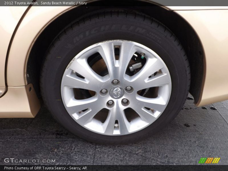 Sandy Beach Metallic / Ivory 2012 Toyota Avalon