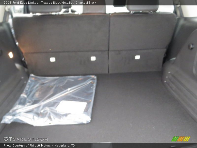 Tuxedo Black Metallic / Charcoal Black 2013 Ford Edge Limited