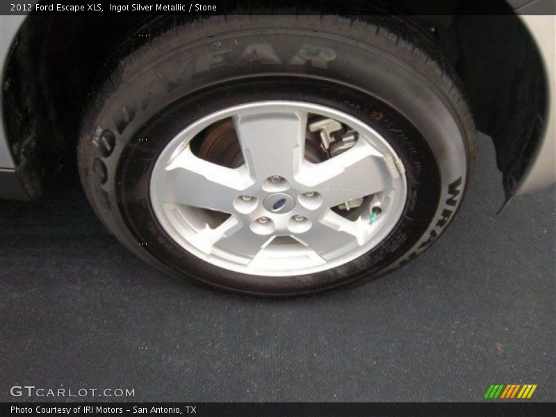 Ingot Silver Metallic / Stone 2012 Ford Escape XLS