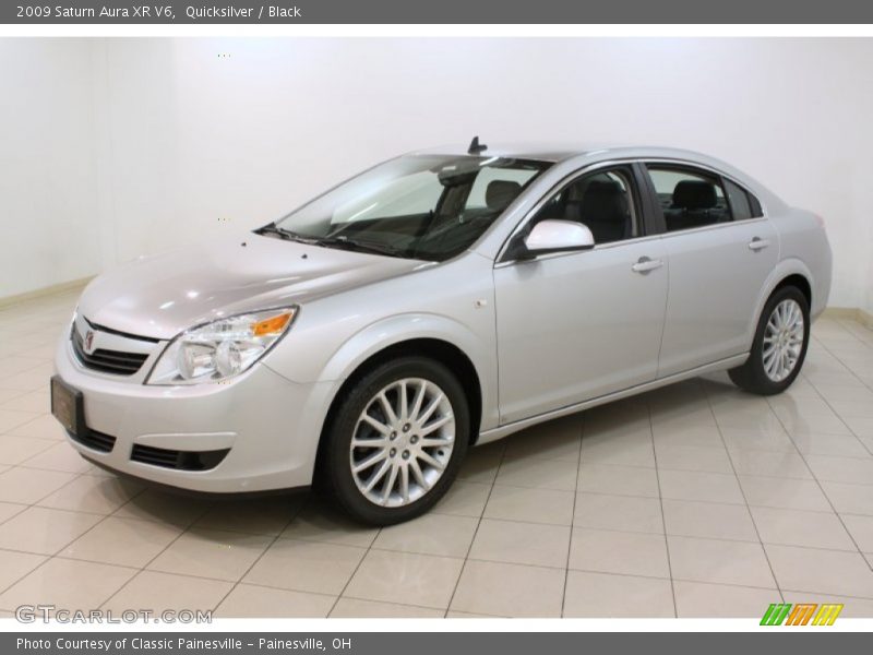 Quicksilver / Black 2009 Saturn Aura XR V6