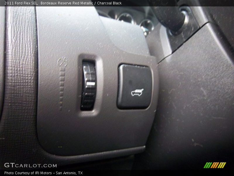 Bordeaux Reserve Red Metallic / Charcoal Black 2011 Ford Flex SEL