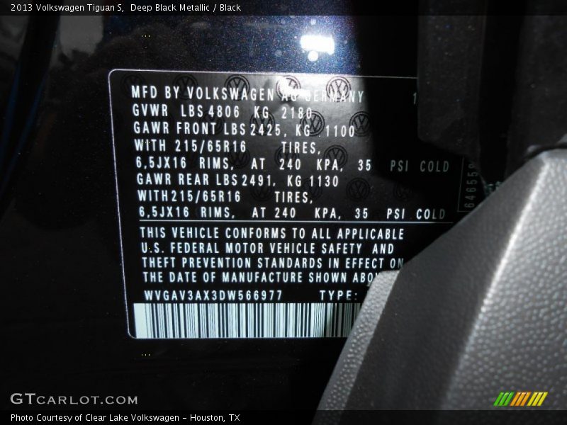 Deep Black Metallic / Black 2013 Volkswagen Tiguan S