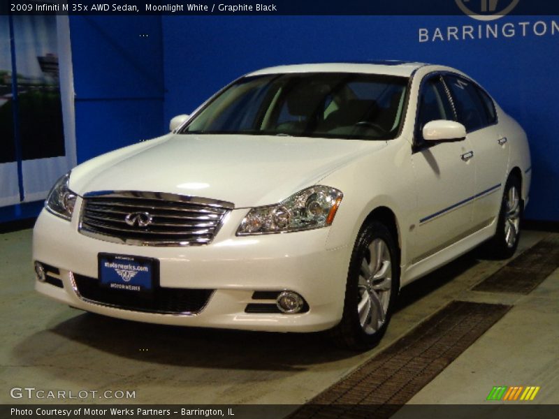 Moonlight White / Graphite Black 2009 Infiniti M 35x AWD Sedan
