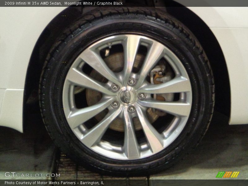  2009 M 35x AWD Sedan Wheel