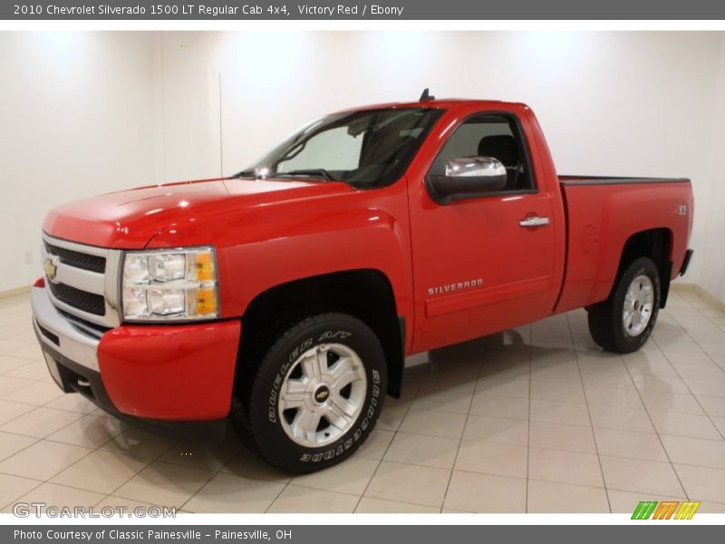 Front 3/4 View of 2010 Silverado 1500 LT Regular Cab 4x4